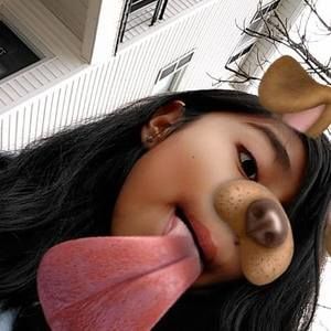 Meet your Posher, Abril